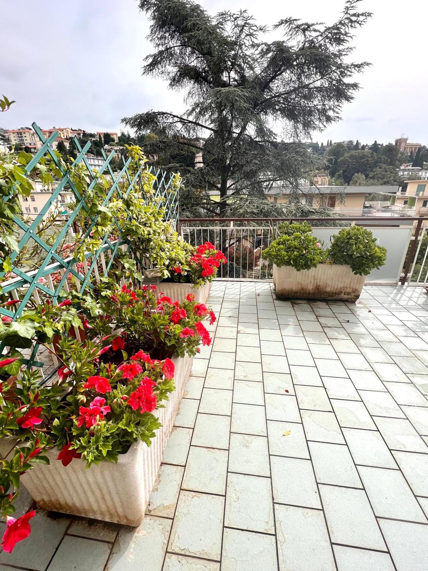 Sanremo Apartment Free Parking And Air Conditioner Ngoại thất bức ảnh